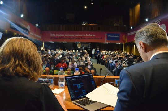 Plenária homenageia eleitos do Sistema